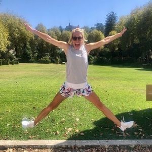 Meet your Posher, Nicole